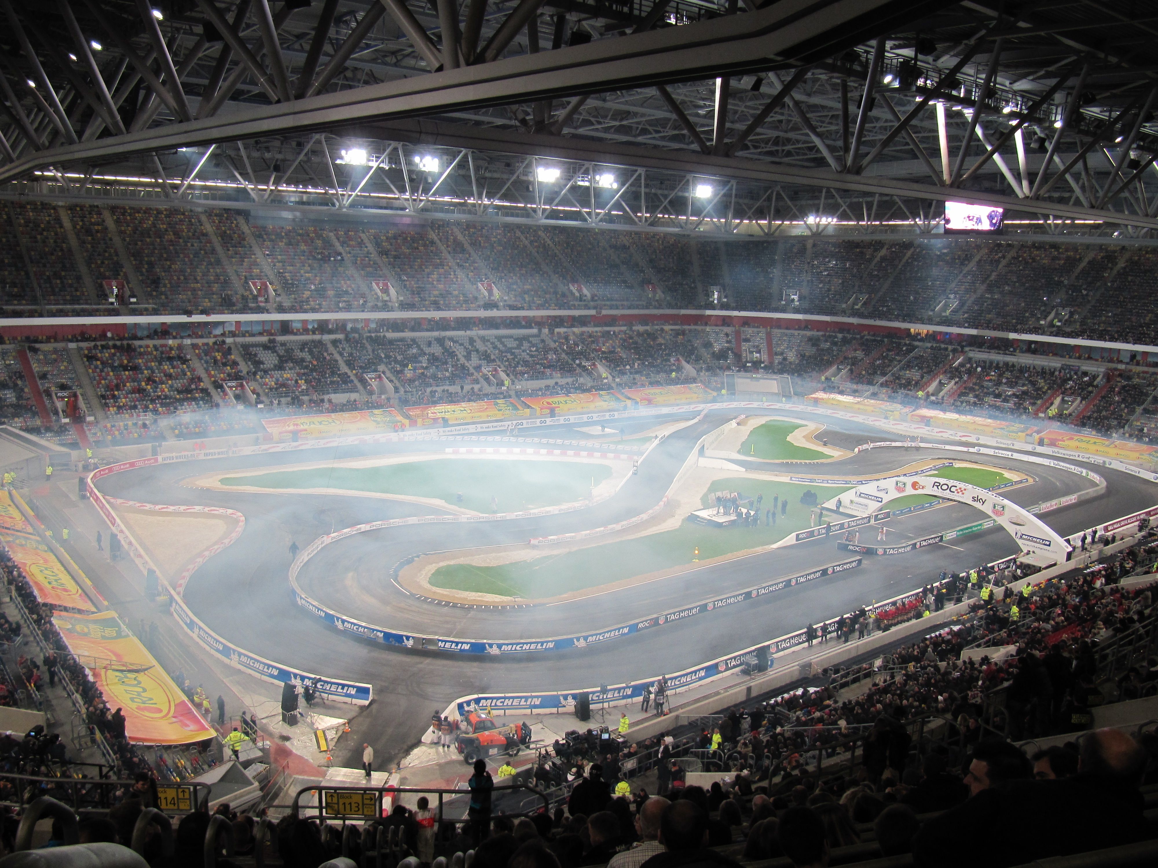 Neben Fußball von Fortuna Düsseldorf wurden in der ESPRIT arena auch andere Events abgehalten. Im Bereich Motorsport gab es zum Beispiel das Race of Champions 2010.